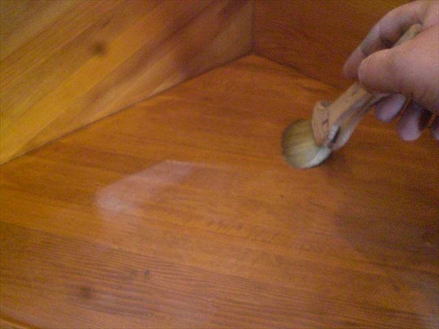漂白セラックニス