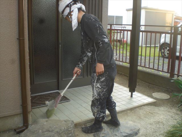 水戸市堀町の戸建て住宅にて、仮設足場の解体をやってきました。