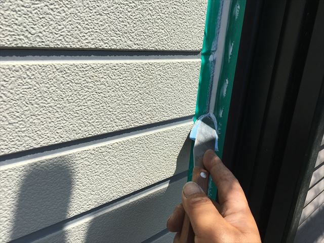 K邸弾性ウレタンパテ