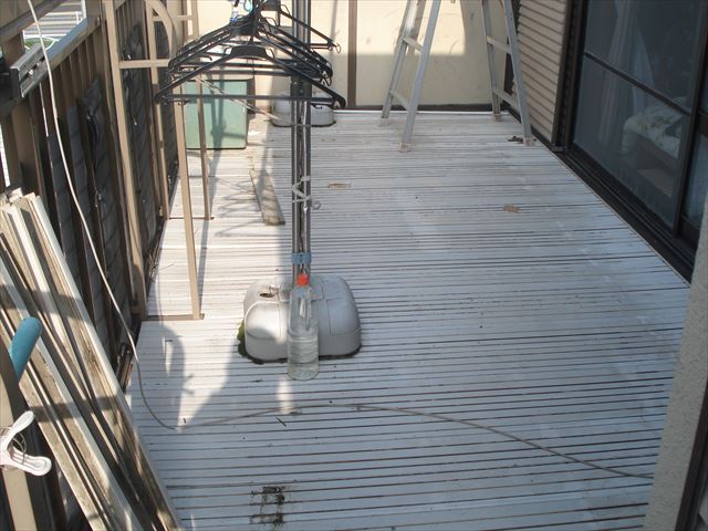 塗り替え作業前の屋根と外壁と付帯部の高圧洗浄をしてきました北茨城市