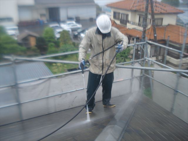 S邸屋根洗浄