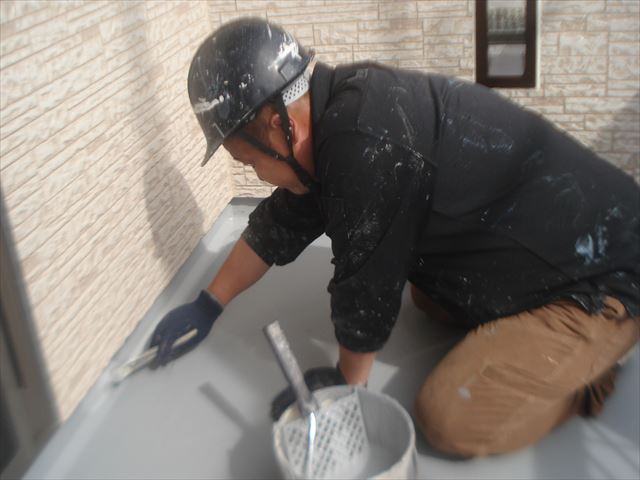 F邸ベランダ防水紙上げ塗り
