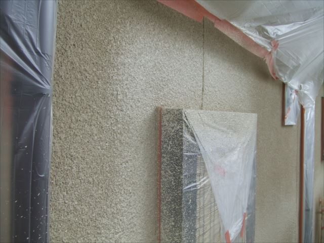 吹き付け後セラミソフトスタッコ