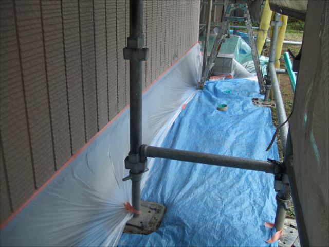 足元ビニール養生、ブルーシート