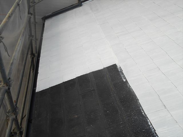 Ｉ様邸下屋根下塗り