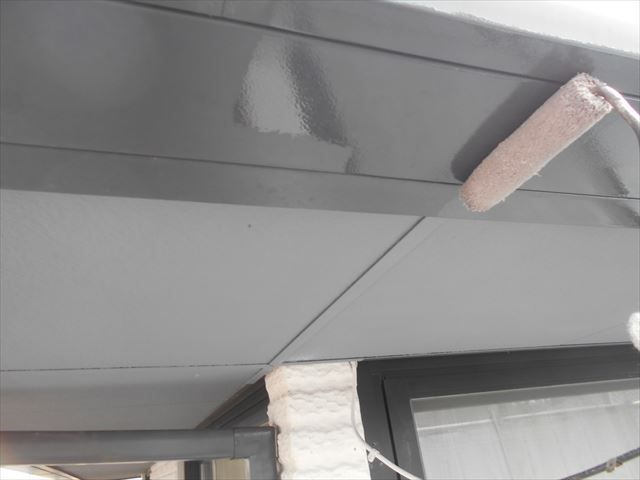 笠間市笠間／S様邸　塗り替え塗装　付帯部下塗り　中塗り作業
