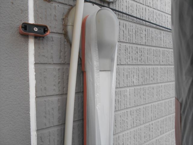 水戸市双葉台／Ｓ様邸　養生作業と外壁下塗り工程