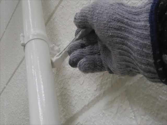 水戸市内のお宅で付帯部分塗装、タッチアップ作業を行いました。