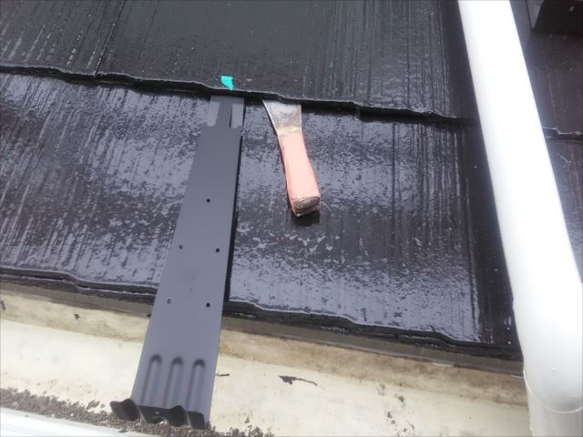 雪止め金具取付作業