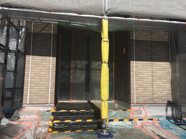 水戸市姫子（３階建て）/外壁と附帯部塗装/養生作業２日目