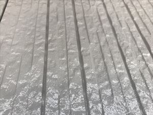 外壁目地 中塗り完了