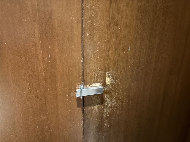 笠間ドア補修前