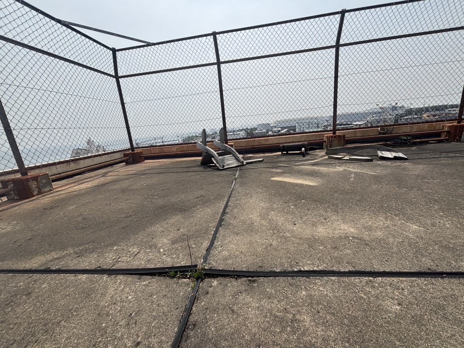 日立市 RC6階建てマンション 屋上
