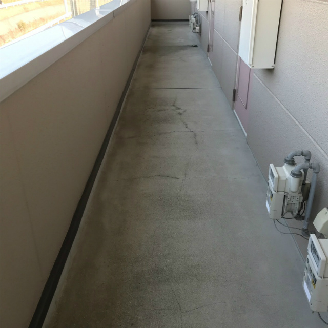 アパート廊下