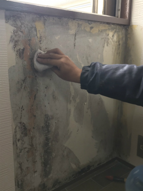 シンナー拭き