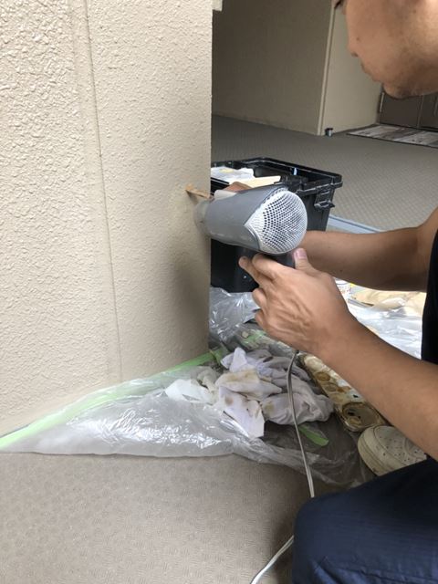 壁補修