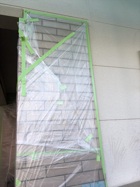 今治立花での付帯部塗装後の養生作業を紹介します。