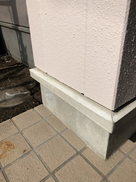 西条市外壁塗装工事仕上げ作業。１つ問題が、、