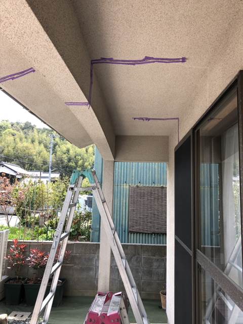 外壁ひび割れ 補修