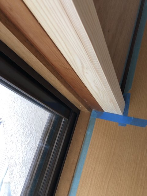 窓枠塗装