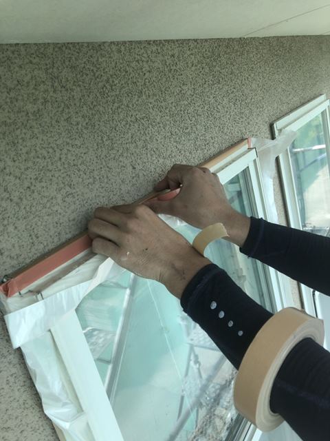 窓 養生