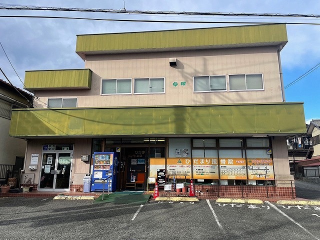 入間市新久にてテナント物件の外壁塗装・折半屋根塗装工事を施工しました！