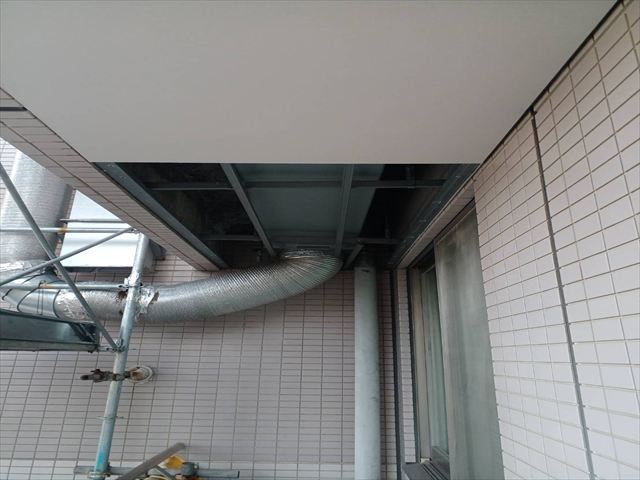 空調設備工事中