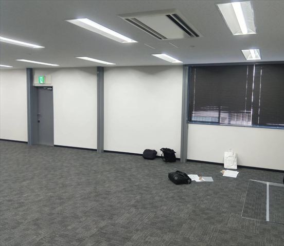 リニューアル前の事務所内