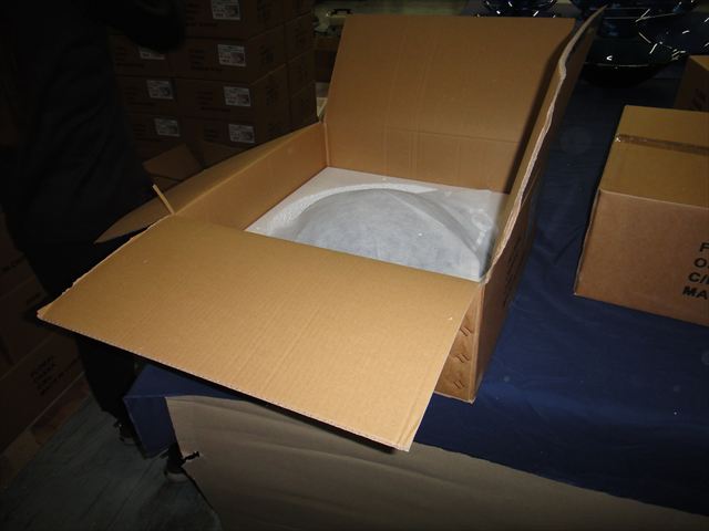 洗面ボールを箱の中に