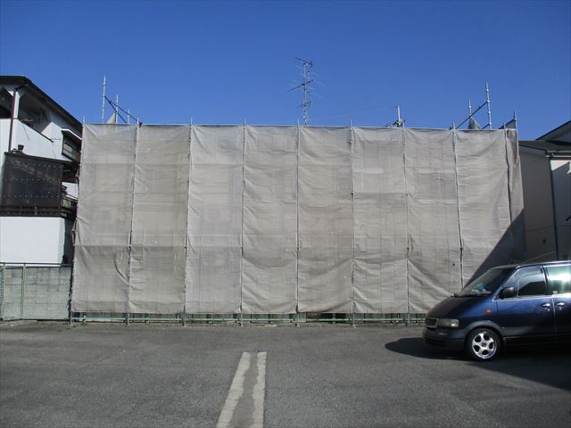 足場のメッシュシート