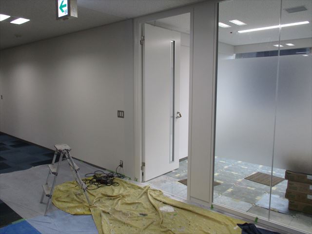水性塗料を塗った壁