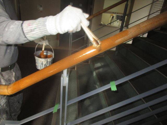 色付けした手摺り