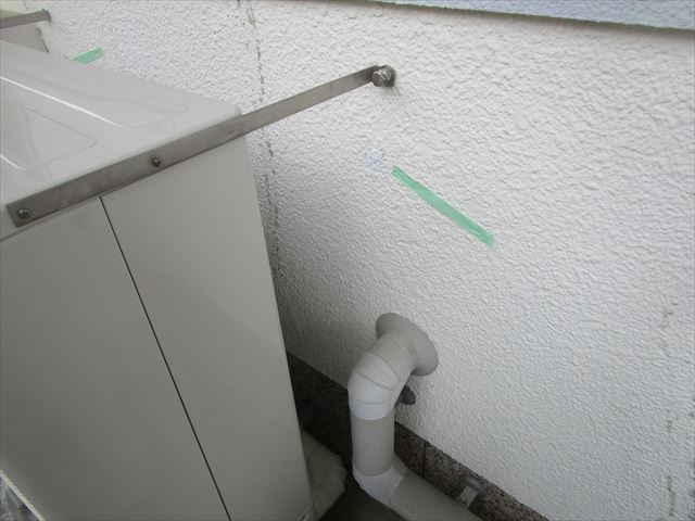 下塗りしたコーキングの所