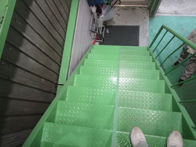 上から見た階段塗装
