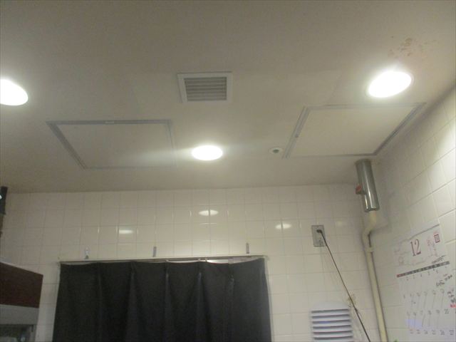 天井塗装工事終了