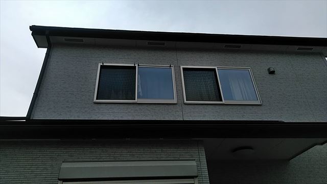 瑞穂市横屋の住宅のコーキングの切れの確認に伺いました