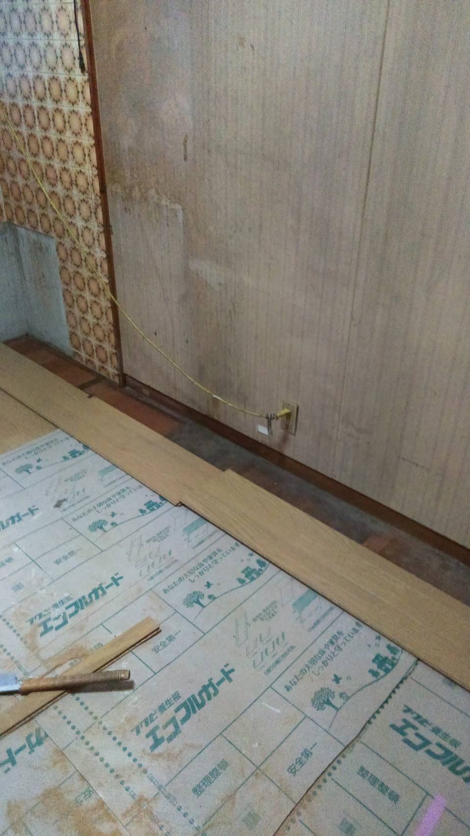 フロアー上貼り