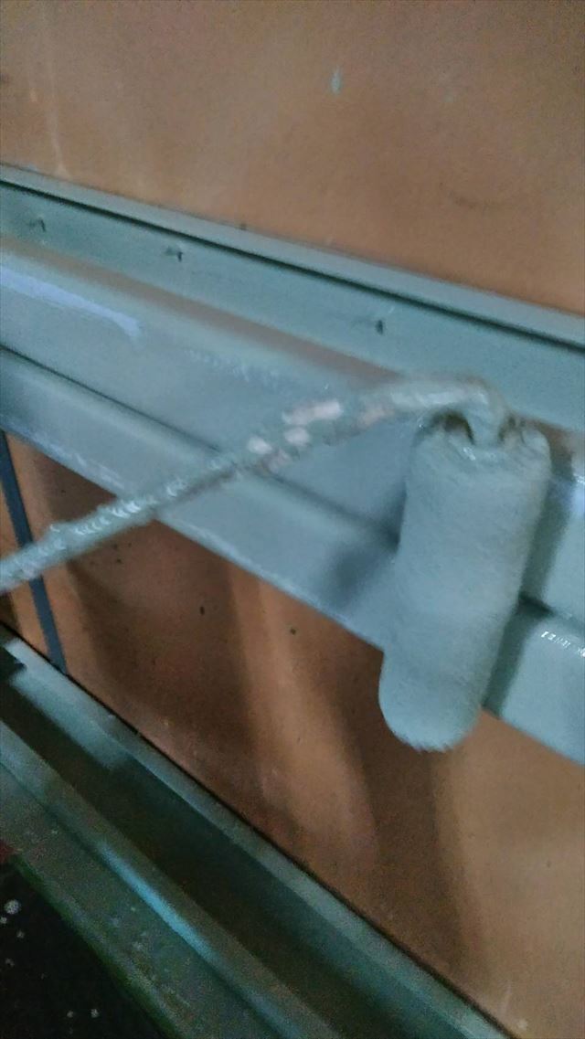 岐阜市倉庫中塗り