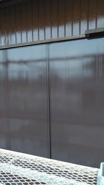 雨戸塗装作業