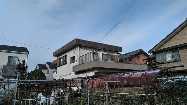 大垣市馬場町　外壁ＡＬＣの住宅の塗装が始まりました。