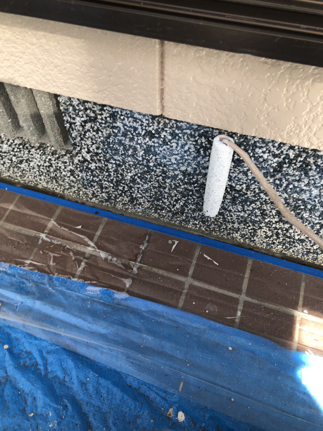 I様邸｜田尻天領ハイツ｜基礎吹き付け｜雨戸塗装工事　