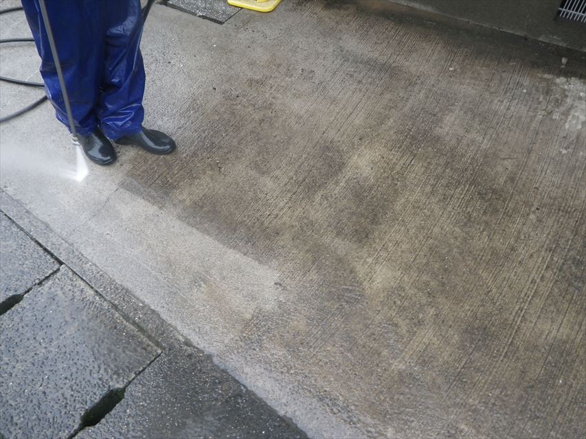 土間高圧洗浄(水洗い）