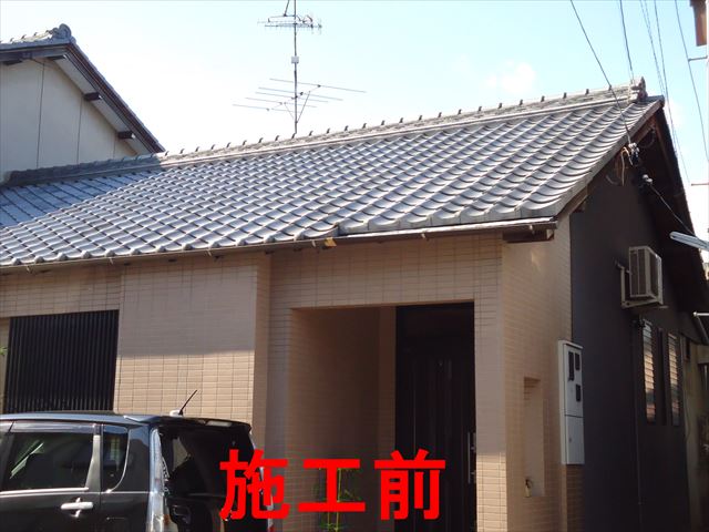 多治見市本町で瓦の葺き替えを施工しています。
