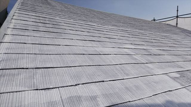屋根の下塗り1回目塗装