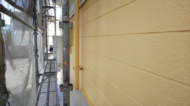 外壁の上塗り塗装、完了です