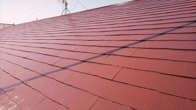屋根の上塗り塗装、完了です