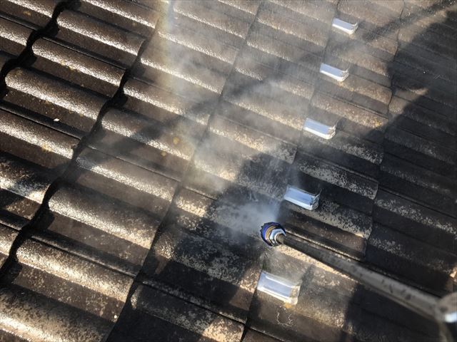 可児市、屋根の洗浄