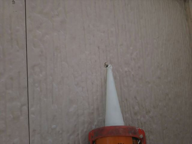 釘頭のコーキング