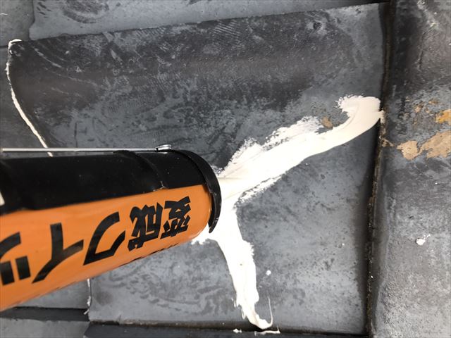 瑞浪市でひび割れのコーキングをおこないました