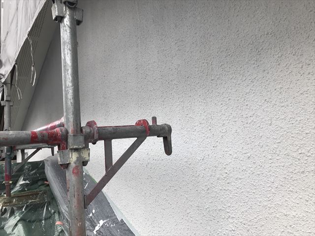 外壁下塗り
